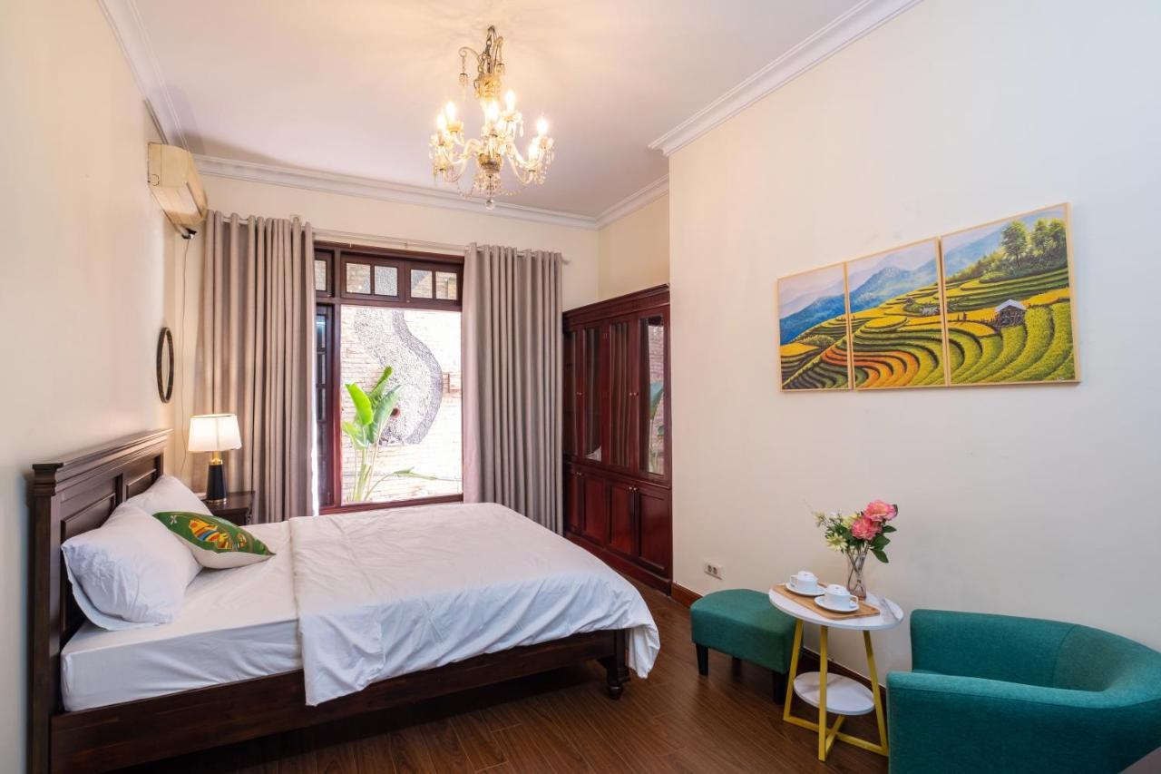 Ngoi Nha Dep Va Tien Nghi 4 Phong Ngu Tai Trung Tam Ha Noi Nhà khách